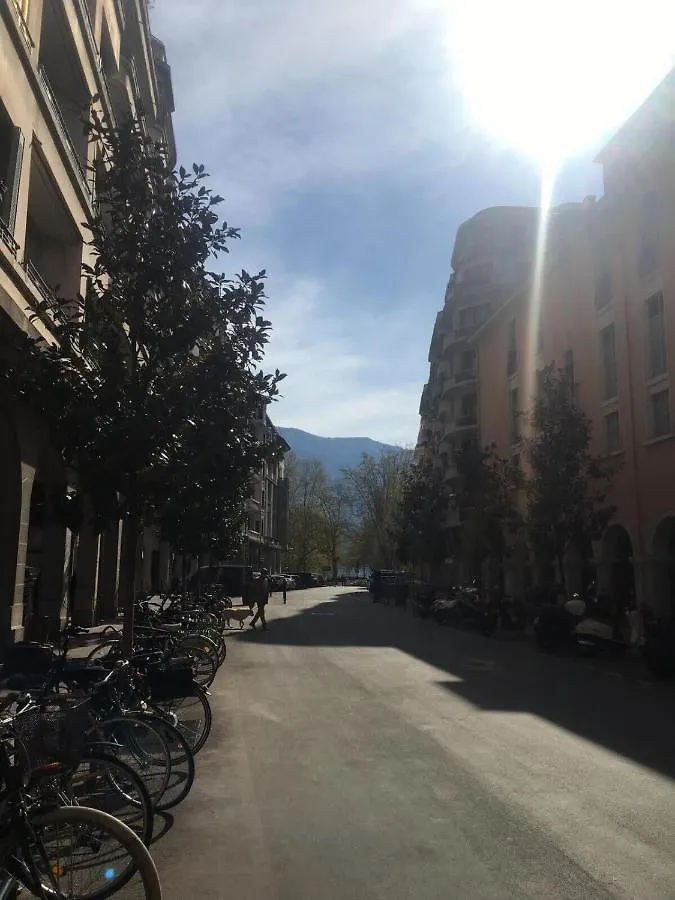 Edelweiss Apartment Annecy