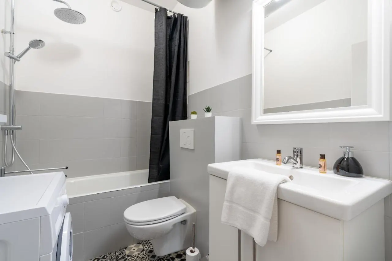 Edelweiss Apartment Annecy France
