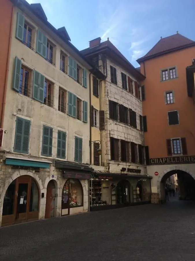 Edelweiss Apartment Annecy
