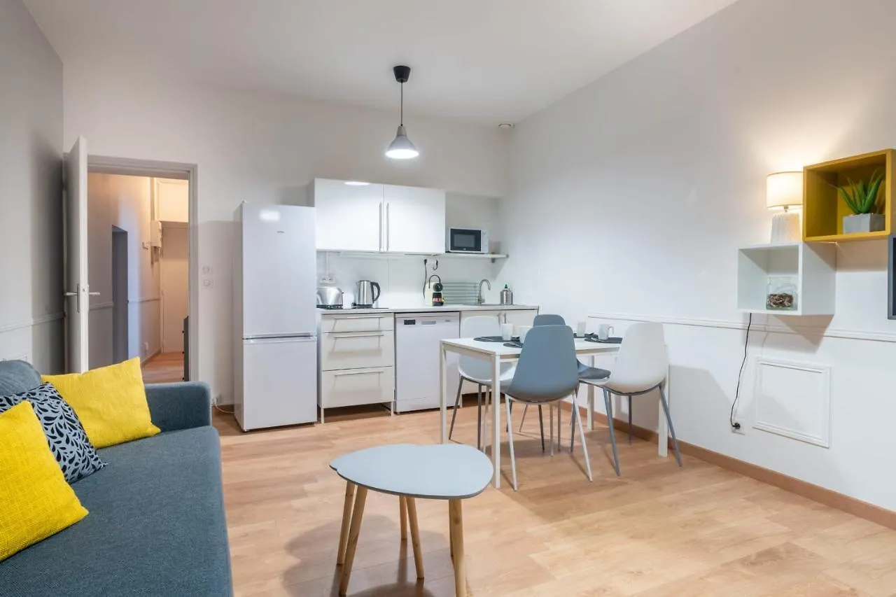 Edelweiss Apartment Annecy 0*,